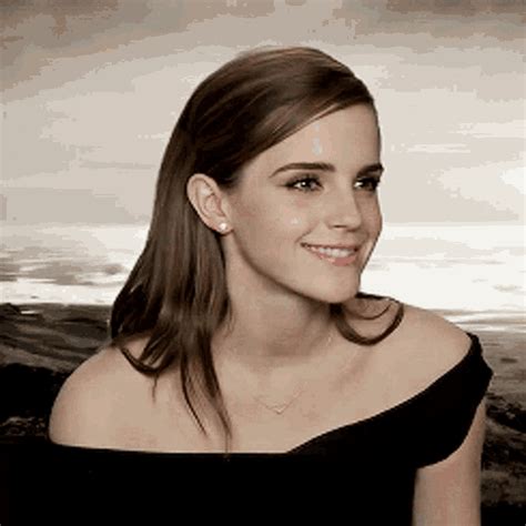 emma watson gifs|Explore emma watson beauty and the beast GIFs.